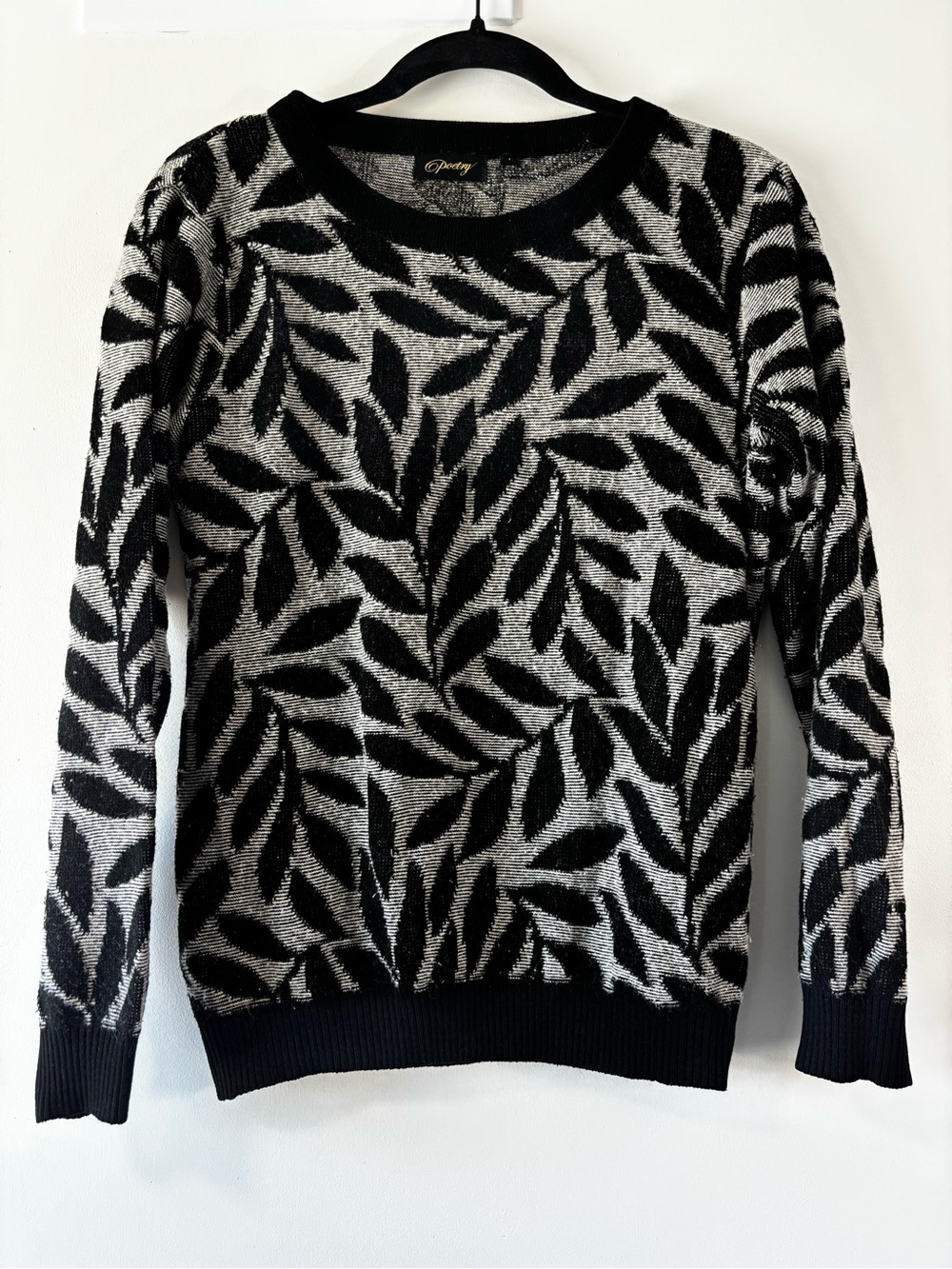Poetry Black & White Sweater with Leaf Pattern, Large